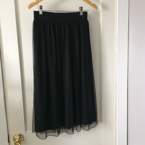 Zara Dresses & Skirts - Zara Chiffon Pleated Skirt
